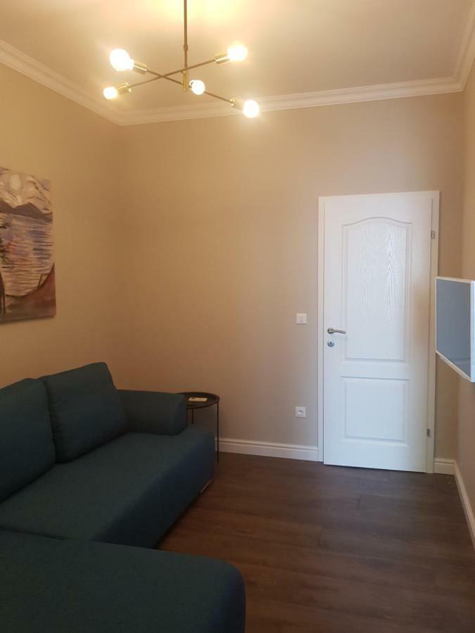Apartments Lorenco Тисно Екстер'єр фото